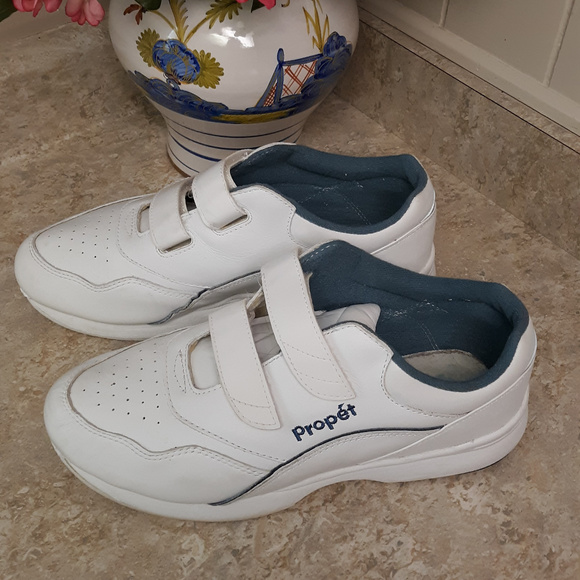 propet shoes wide width
